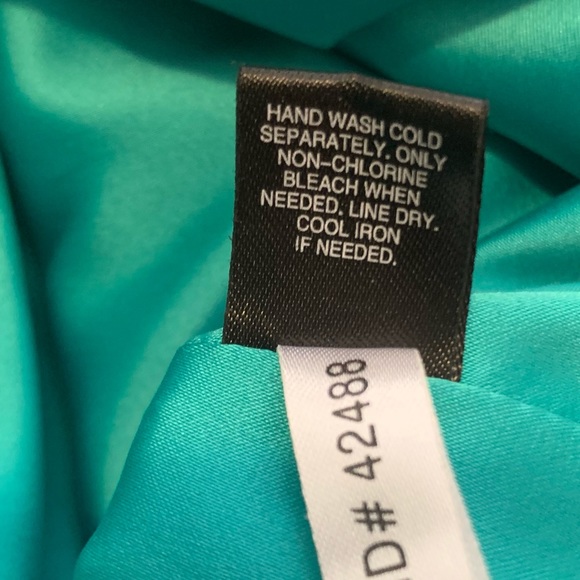 Express🌴Dress - Picture 3 of 4